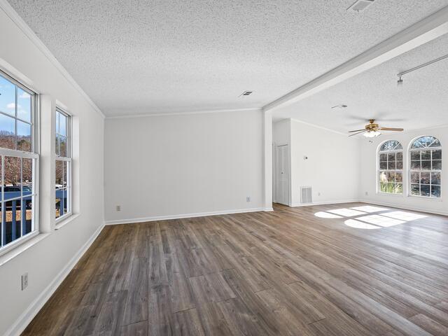 Photo of 18 Silver Stirrup Court