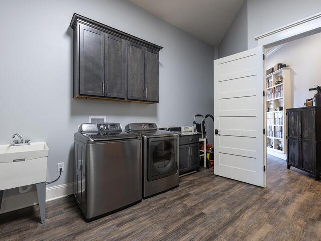 Photo of 104 Hunter Hill Circle