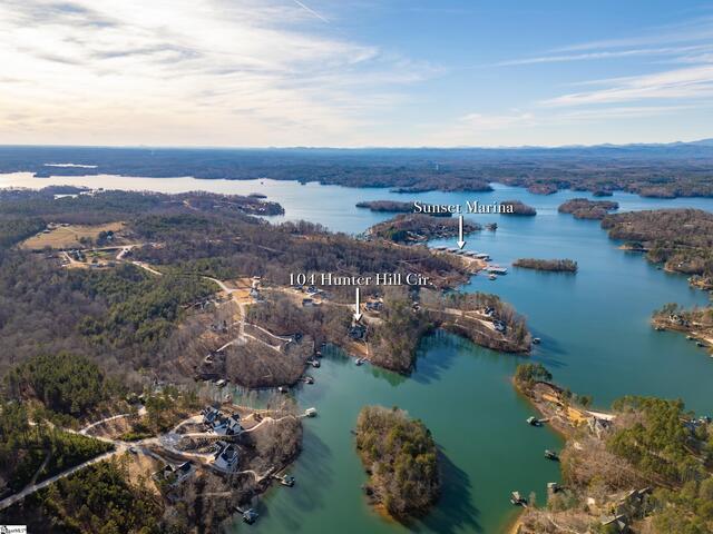 Photo of 104 Hunter Hill Circle