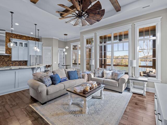 Photo of 104 Hunter Hill Circle