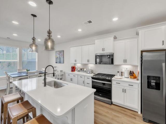 Photo of 860 Pleasant Falls Drive