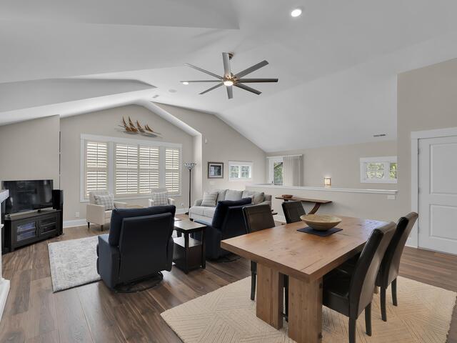 Photo of 106 W Park Avenue