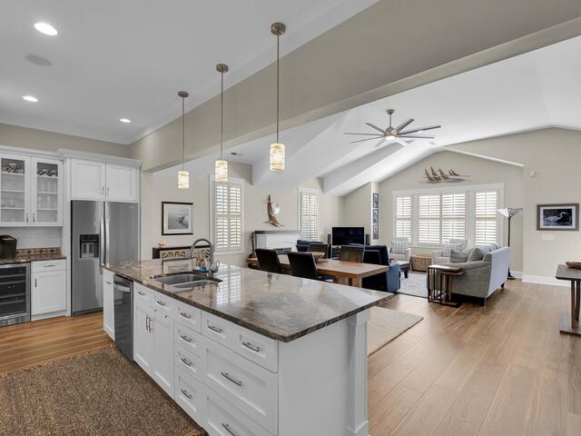 Photo of 106 W Park Avenue