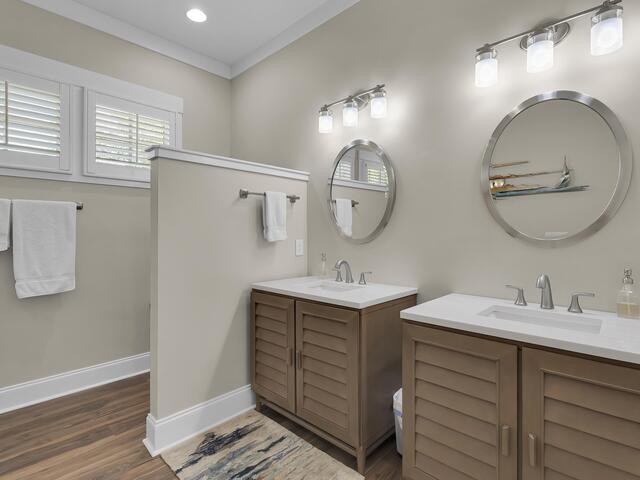 Photo of 106 W Park Avenue