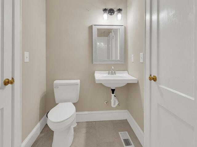 Photo of 14 Dixie Avenue