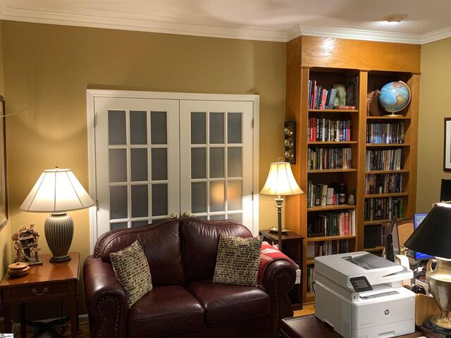 Photo of 187 Meadow Brook Lane