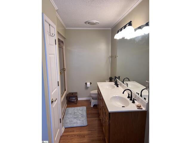 Photo of 187 Meadow Brook Lane