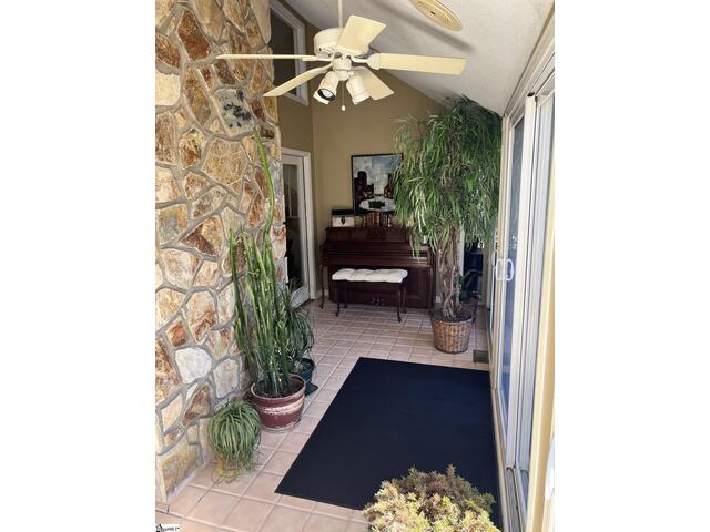 Photo of 187 Meadow Brook Lane