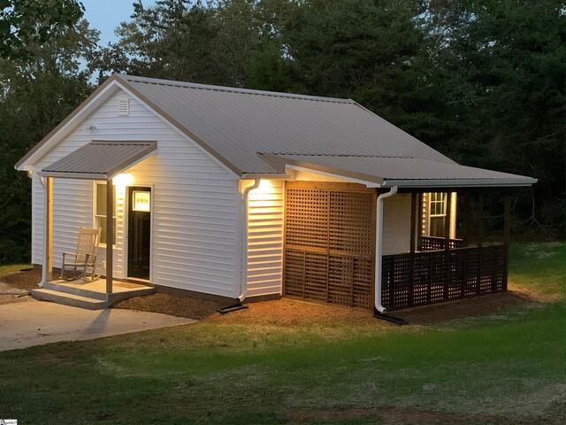 Photo of 187 Meadow Brook Lane