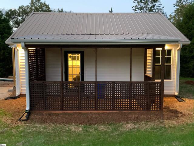 Photo of 187 Meadow Brook Lane