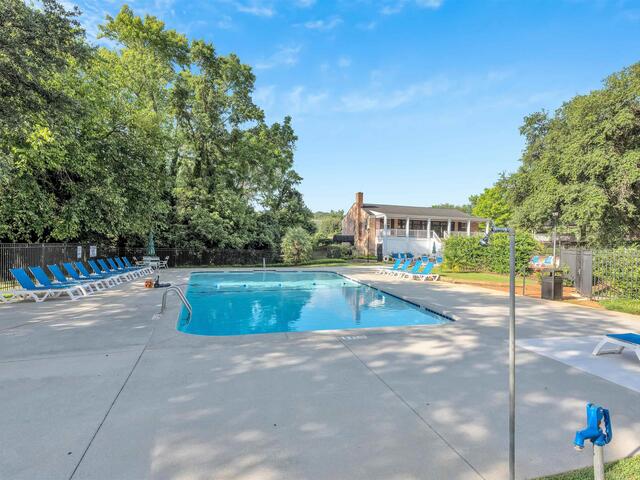 Photo of 925 Cleveland Street