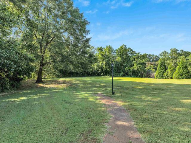 Photo of 925 Cleveland Street