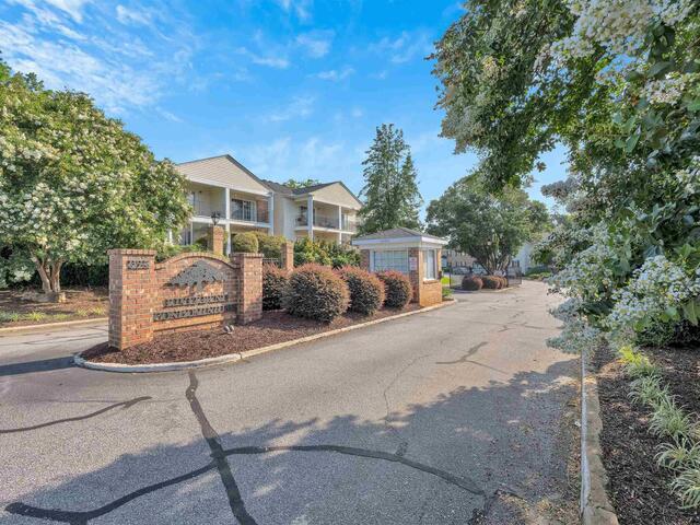 Photo of 925 Cleveland Street