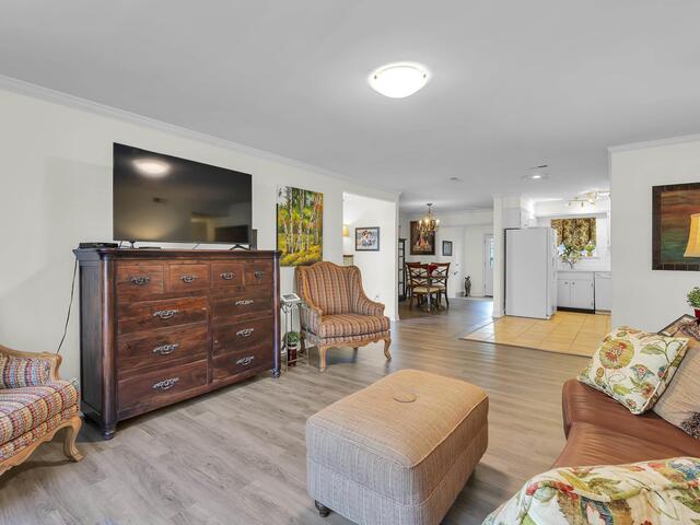 Photo of 925 Cleveland Street