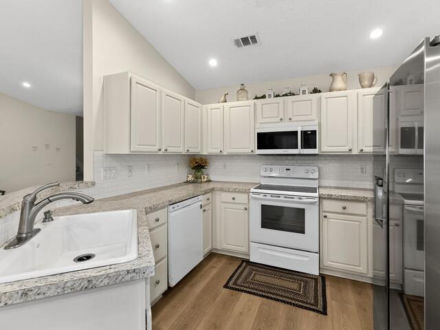 Photo of 536 Laurel Meadows Parkway