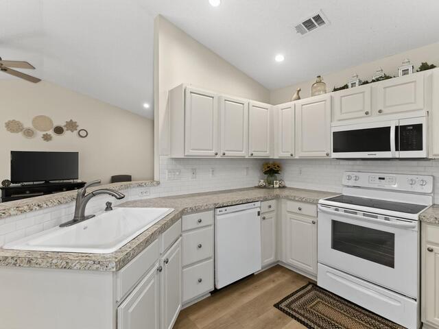 Photo of 536 Laurel Meadows Parkway