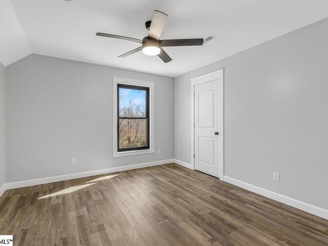 Photo of 107 Bentwood Lane