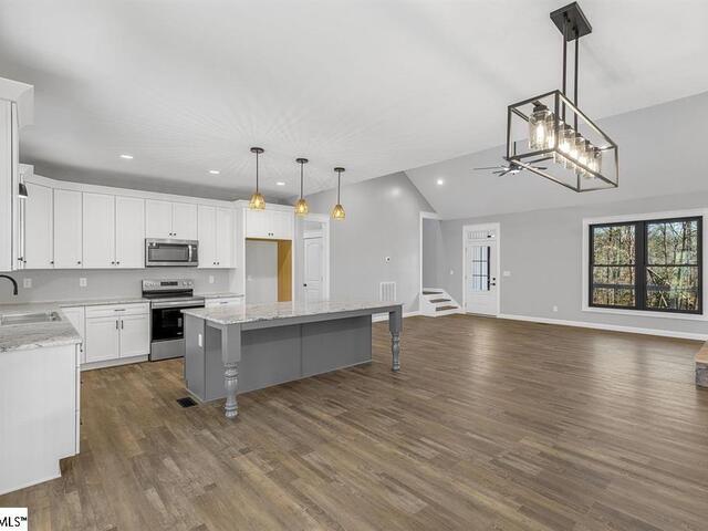 Photo of 107 Bentwood Lane