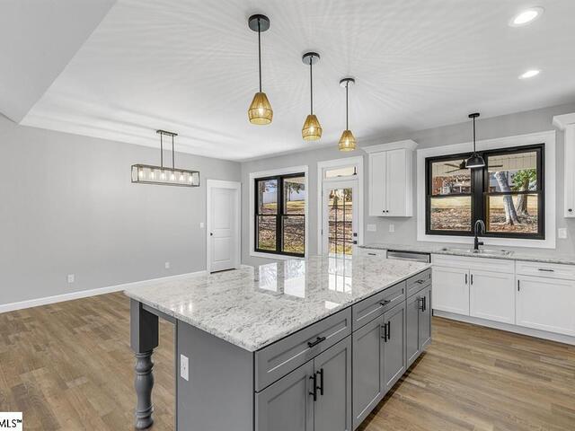 Photo of 107 Bentwood Lane