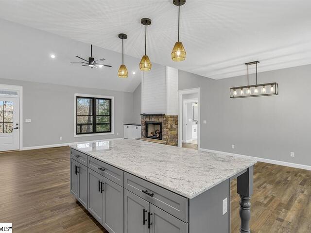 Photo of 107 Bentwood Lane