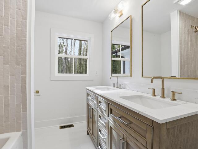 Photo of 211 Imperial Drive