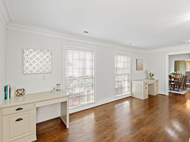 Photo of 313 E Seven Oaks Drive