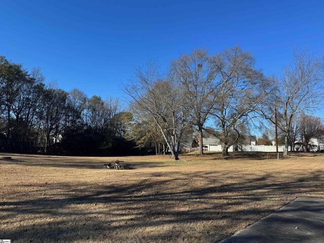 Photo of 240 Jones Road