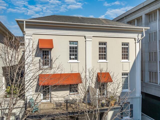 Photo of 100 W Court Street