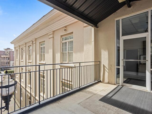 Photo of 100 W Court Street