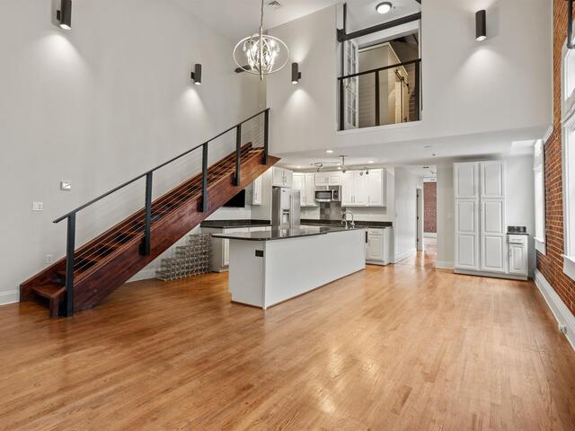 Photo of 100 W Court Street
