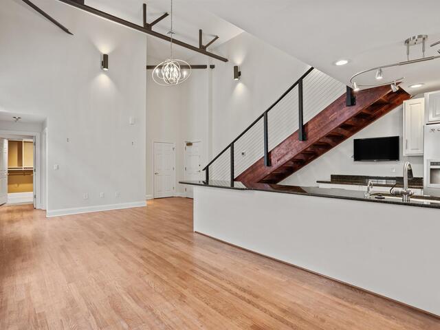 Photo of 100 W Court Street