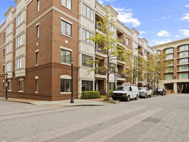 Photo of 155 Riverplace