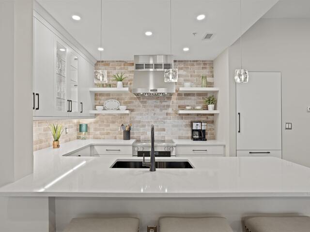 Photo of 155 Riverplace