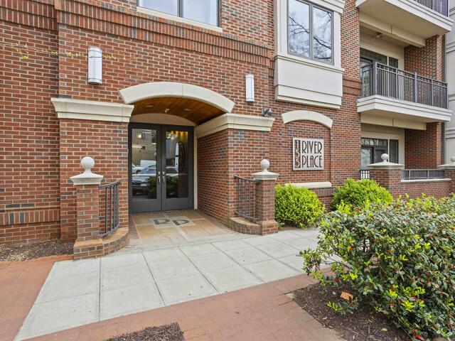 Photo of 155 Riverplace