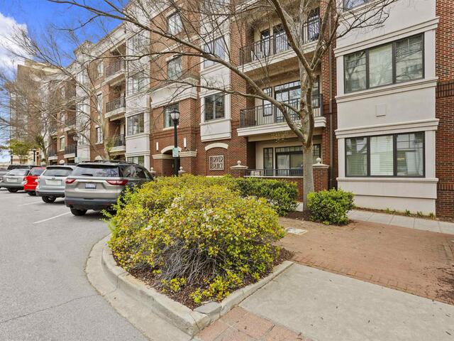 Photo of 155 Riverplace