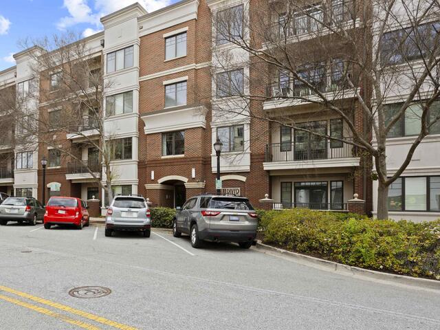 Photo of 155 Riverplace