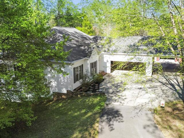 Photo of 181 Lake Drive