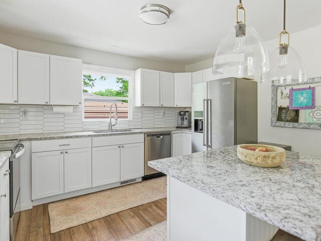 Photo of 407 Ravenal Road