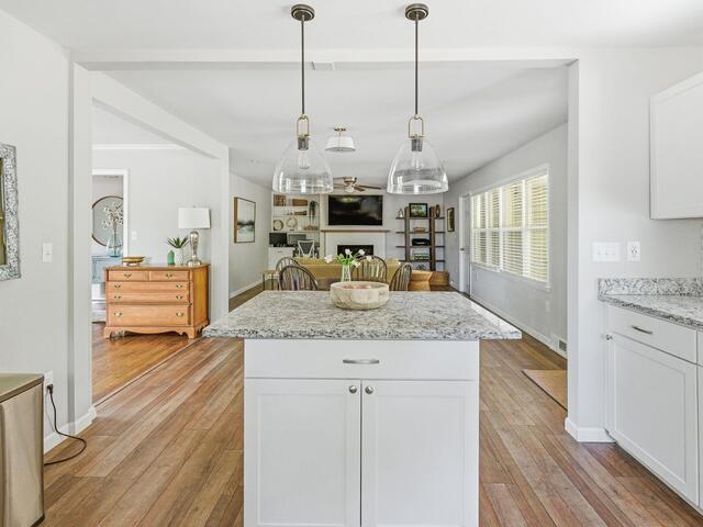 Photo of 407 Ravenal Road