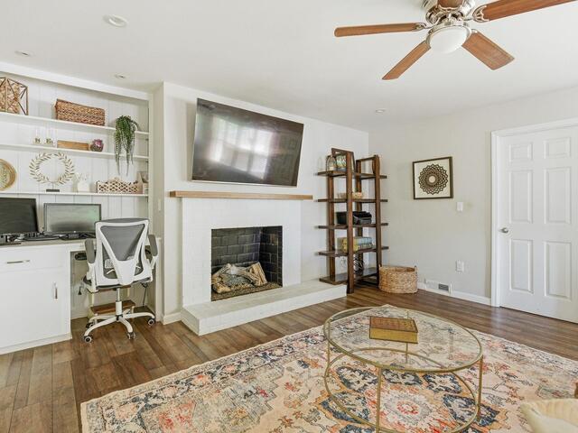 Photo of 407 Ravenal Road