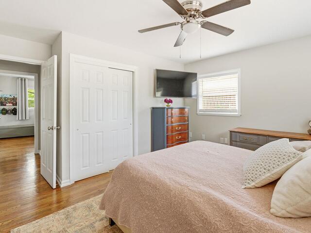 Photo of 407 Ravenal Road