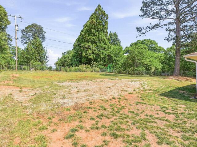 Photo of 407 Ravenal Road