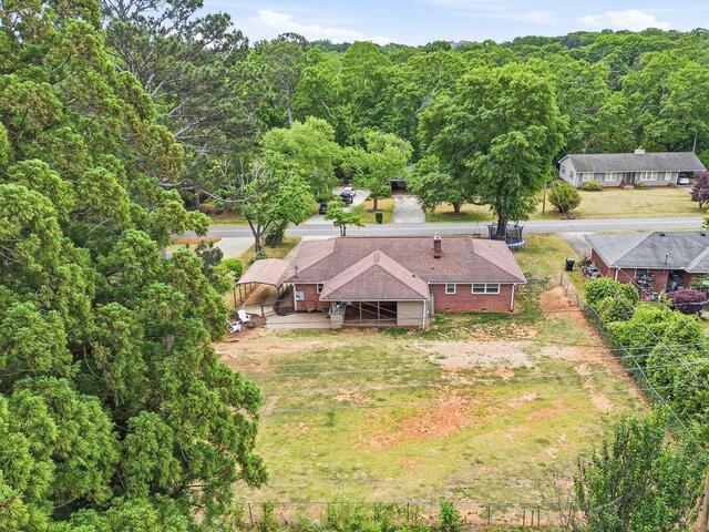 Photo of 407 Ravenal Road