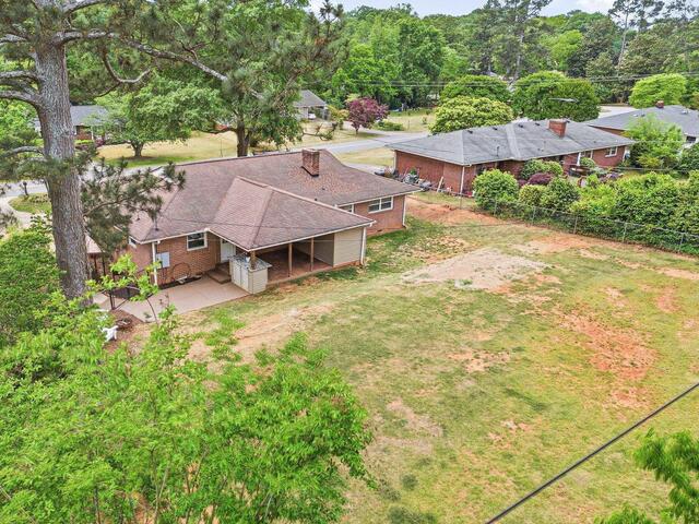 Photo of 407 Ravenal Road