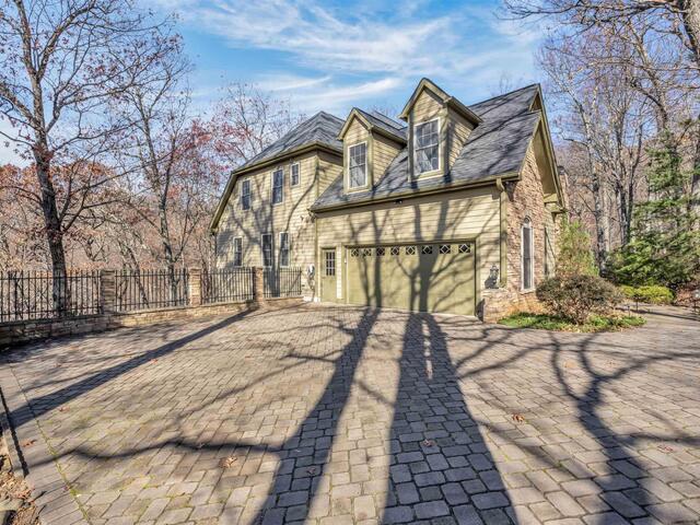 Photo of 20 Moccasin Flower Trail