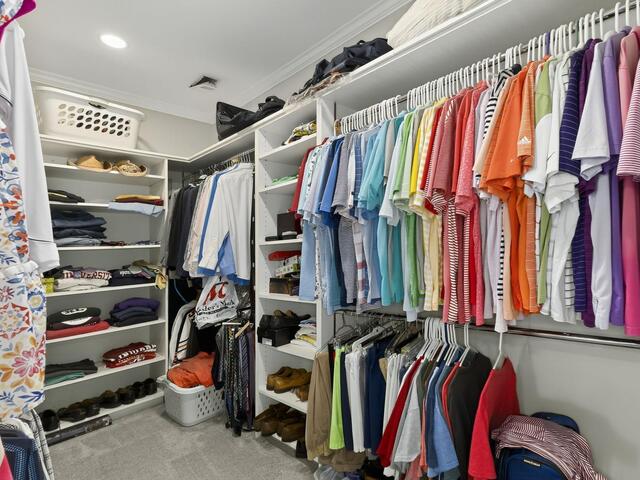 Photo of 1400 Thornblade Boulevard