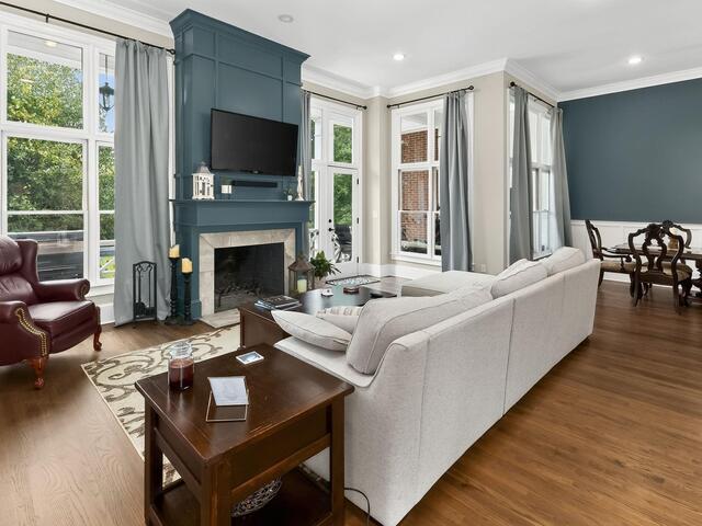 Photo of 1400 Thornblade Boulevard