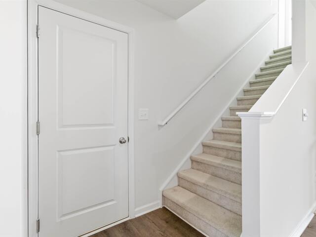 Photo of 833 Cranbrook Drive