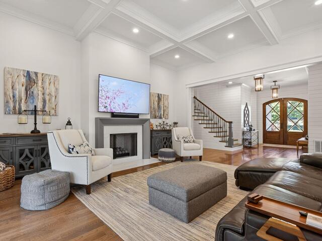 Photo of 308 Chamblee Boulevard