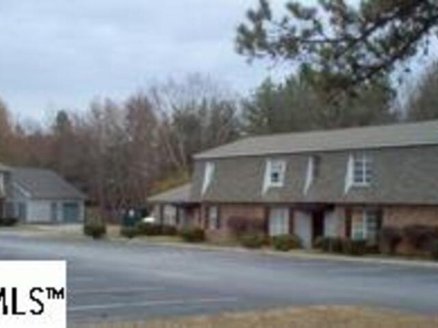 Photo of 713 E Curtis